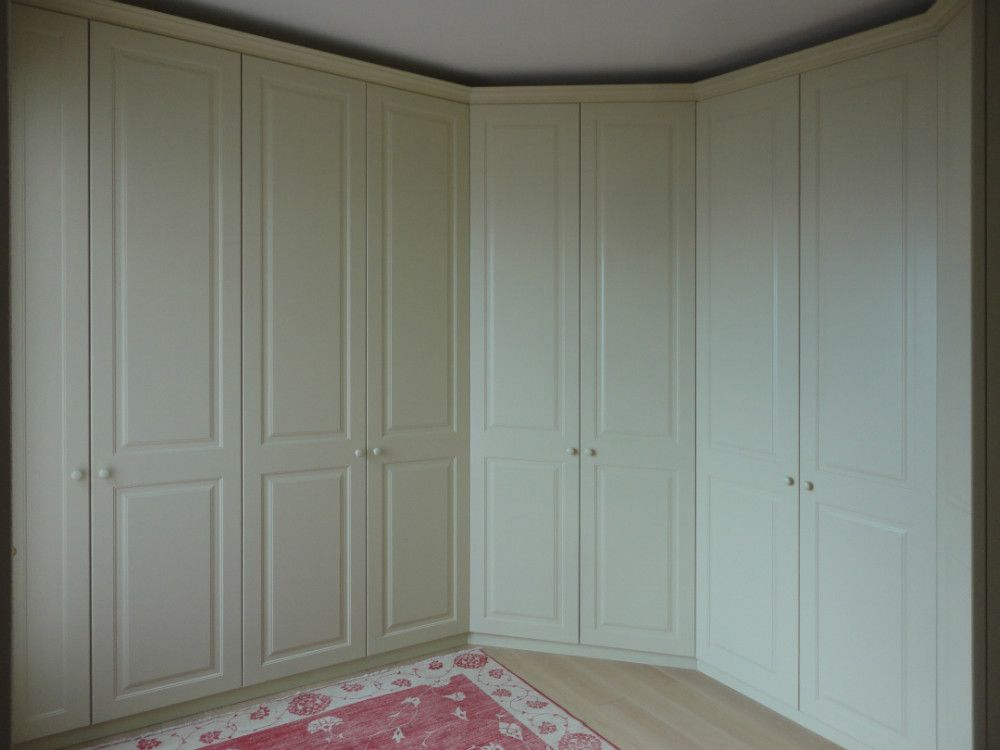 arredo zona notte  su misura in legno novi ligure