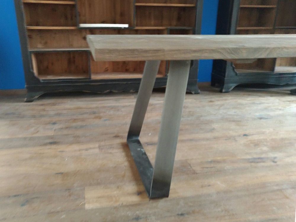 tavoli su misura in legno novi ligure