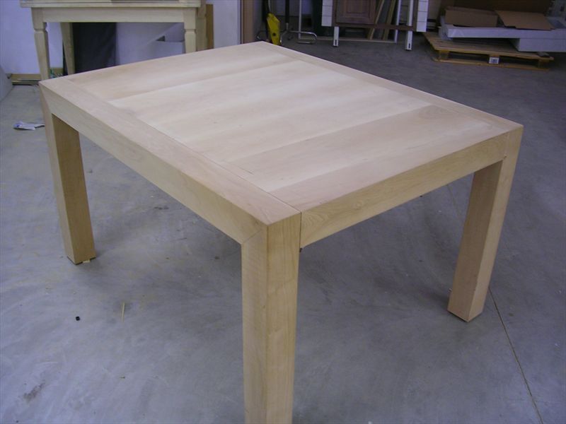 tavoli su misura in legno novi ligure