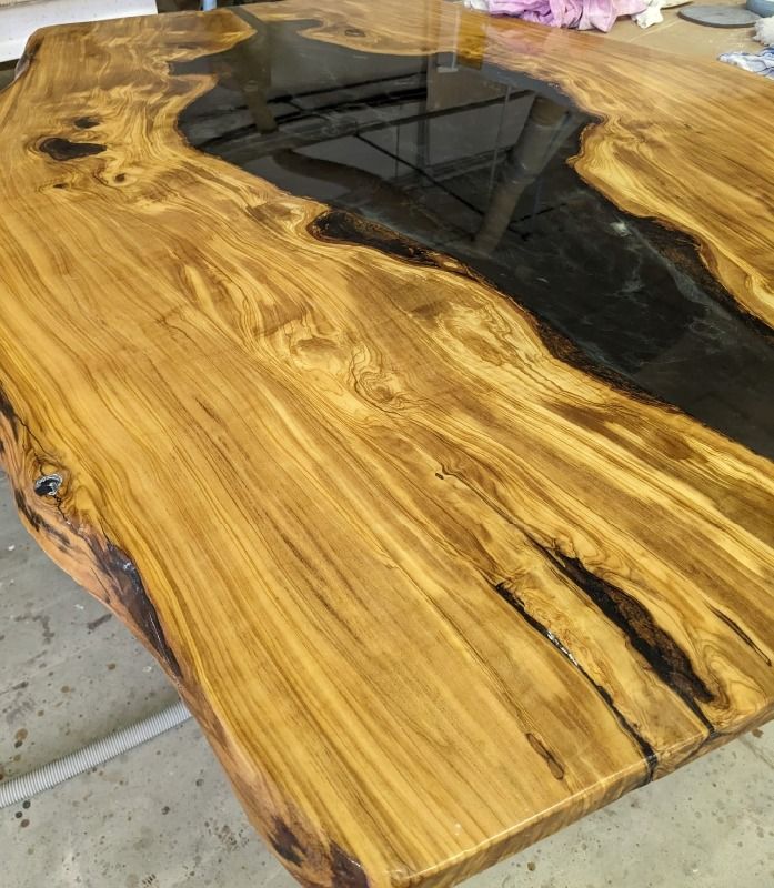 tavoli su misura in legno novi ligure