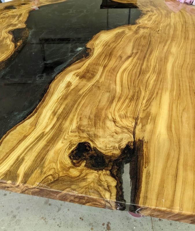 tavoli su misura in legno novi ligure