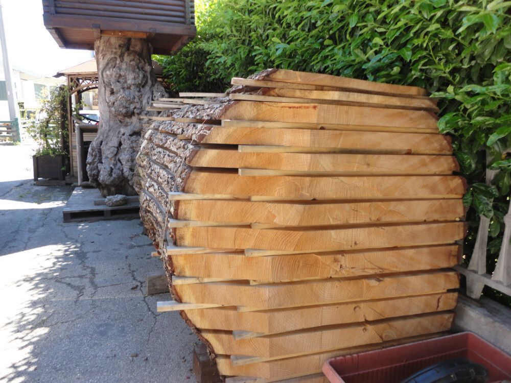 tavoli su misura in legno novi ligure