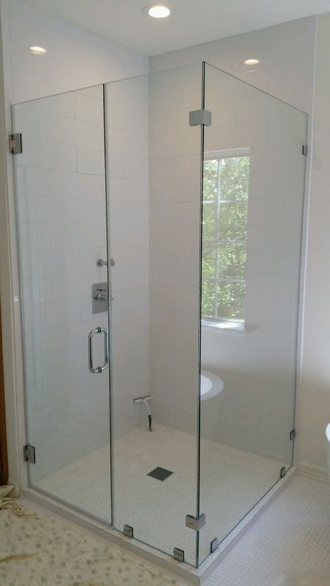 Glass Repair— A Rectangular Shower Room  in San Antonio, TX