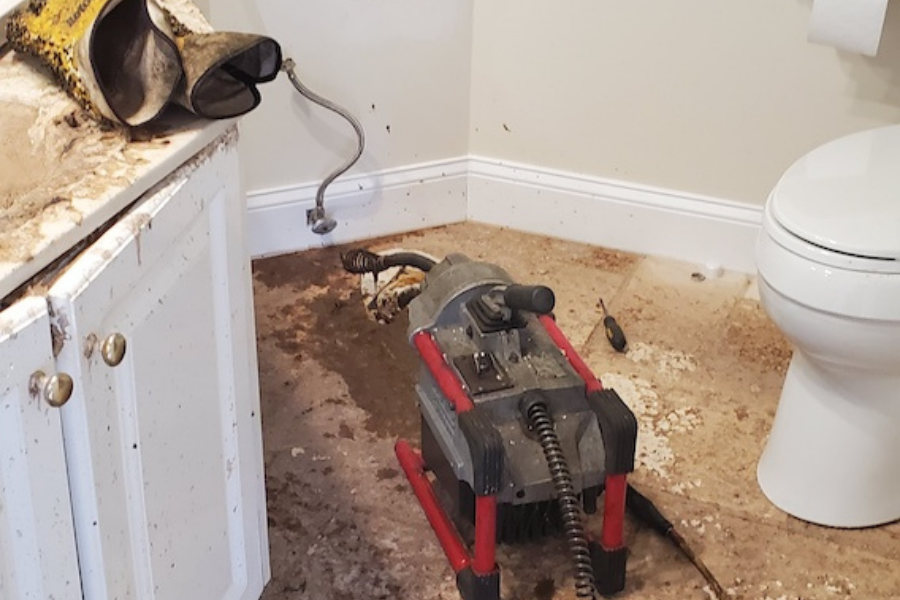 Professional sewage cleanup and sanitization equipment