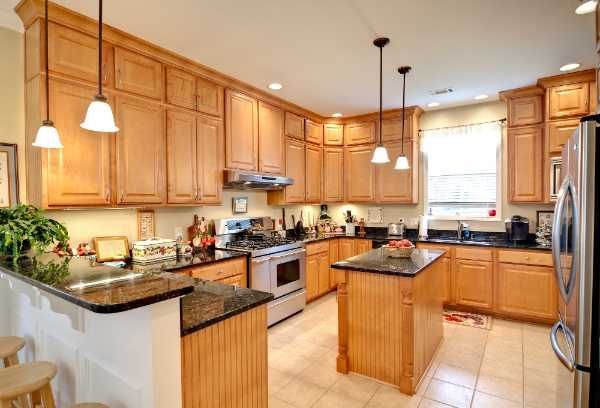Tile & Grout Cleaning in Florida | Chris Carpet Service & Water Restoration