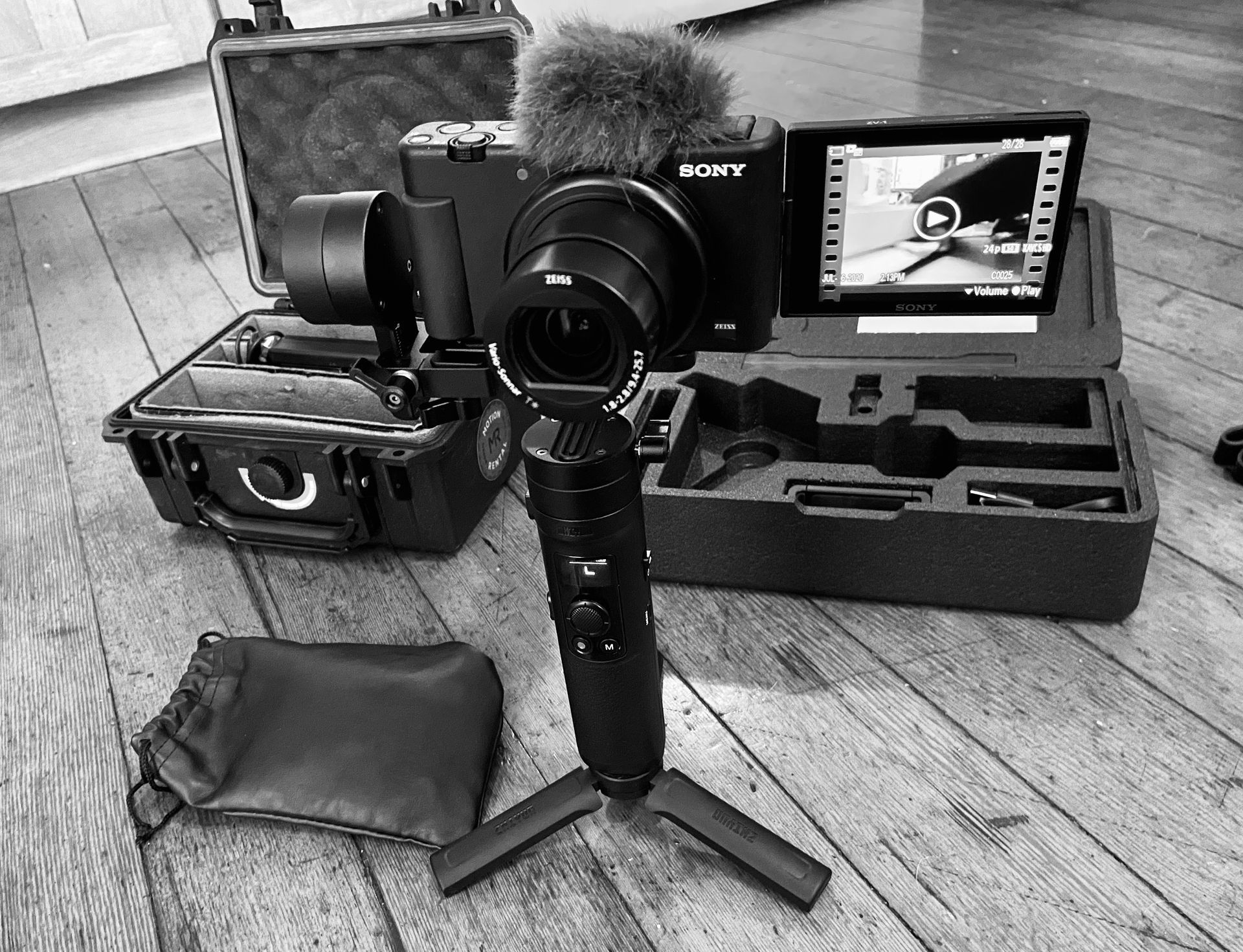 SONY ZV-1 & Zhiyun Crane-M2 Vlogger / Self Shooter kit