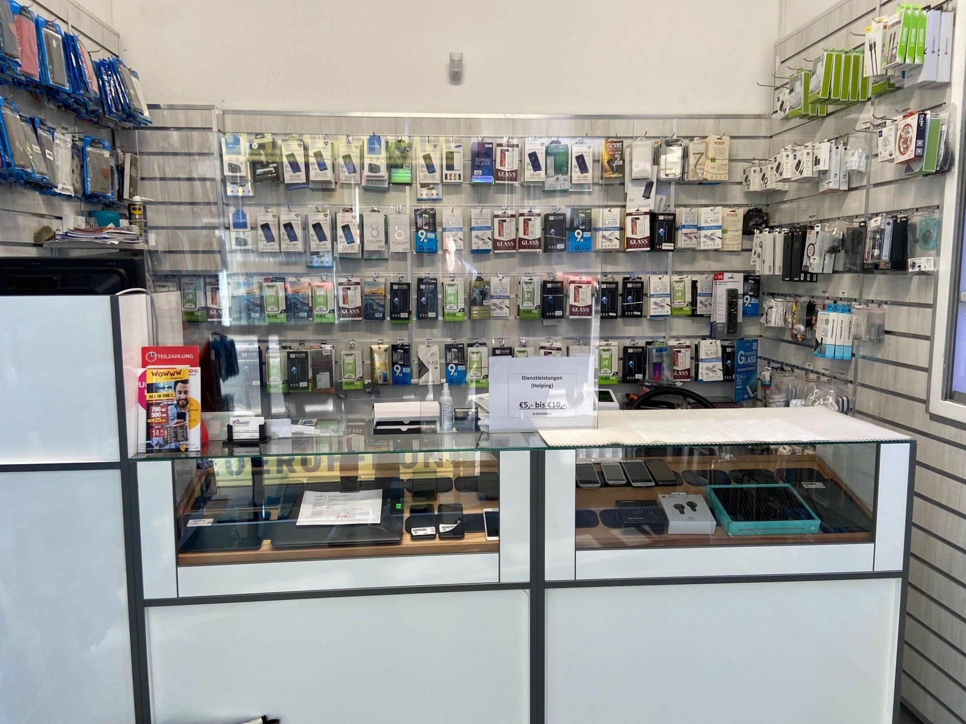 Geschäft von innen - Phoneway Innsbruck