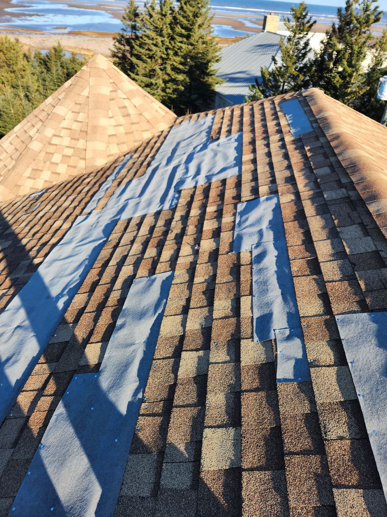 A roof with a lot of shingles on it