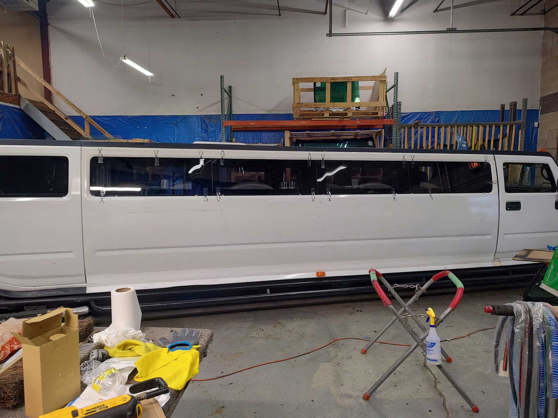 White Limousine – Mokena, IL – Nacco Glass of Illinois