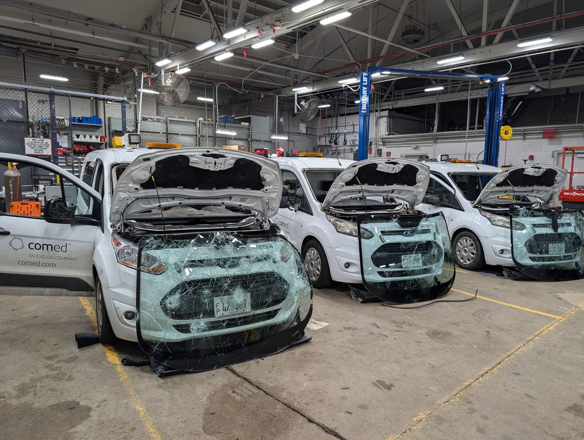 Mobile windshield replacement near Kankakee, IL