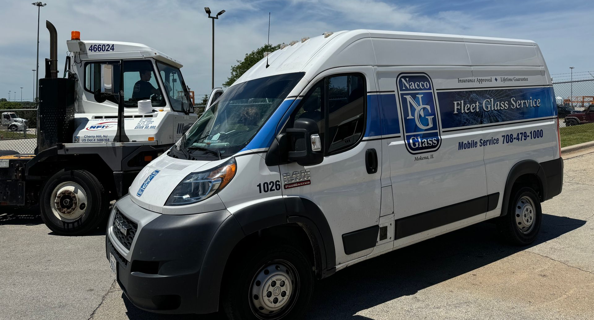 Mobile Fleet Vehicle Glass Service near Elk Grove Village, IL