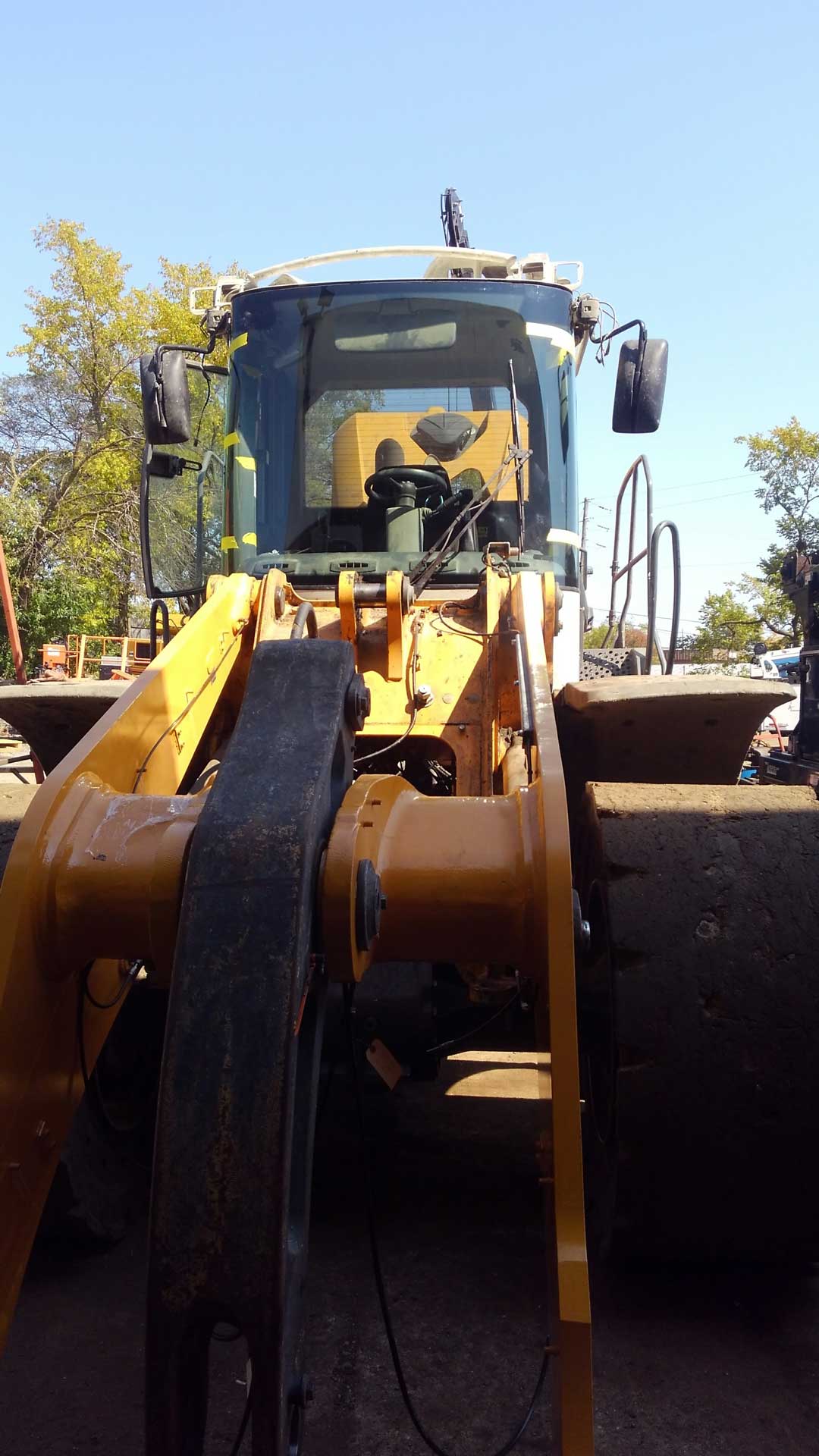 Tractor – Mokena, IL – Nacco Glass of Illinois