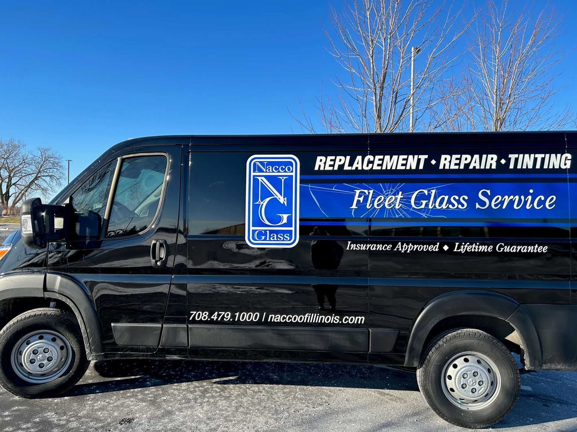 Mobile Windshield Repair in Shorewood, IL