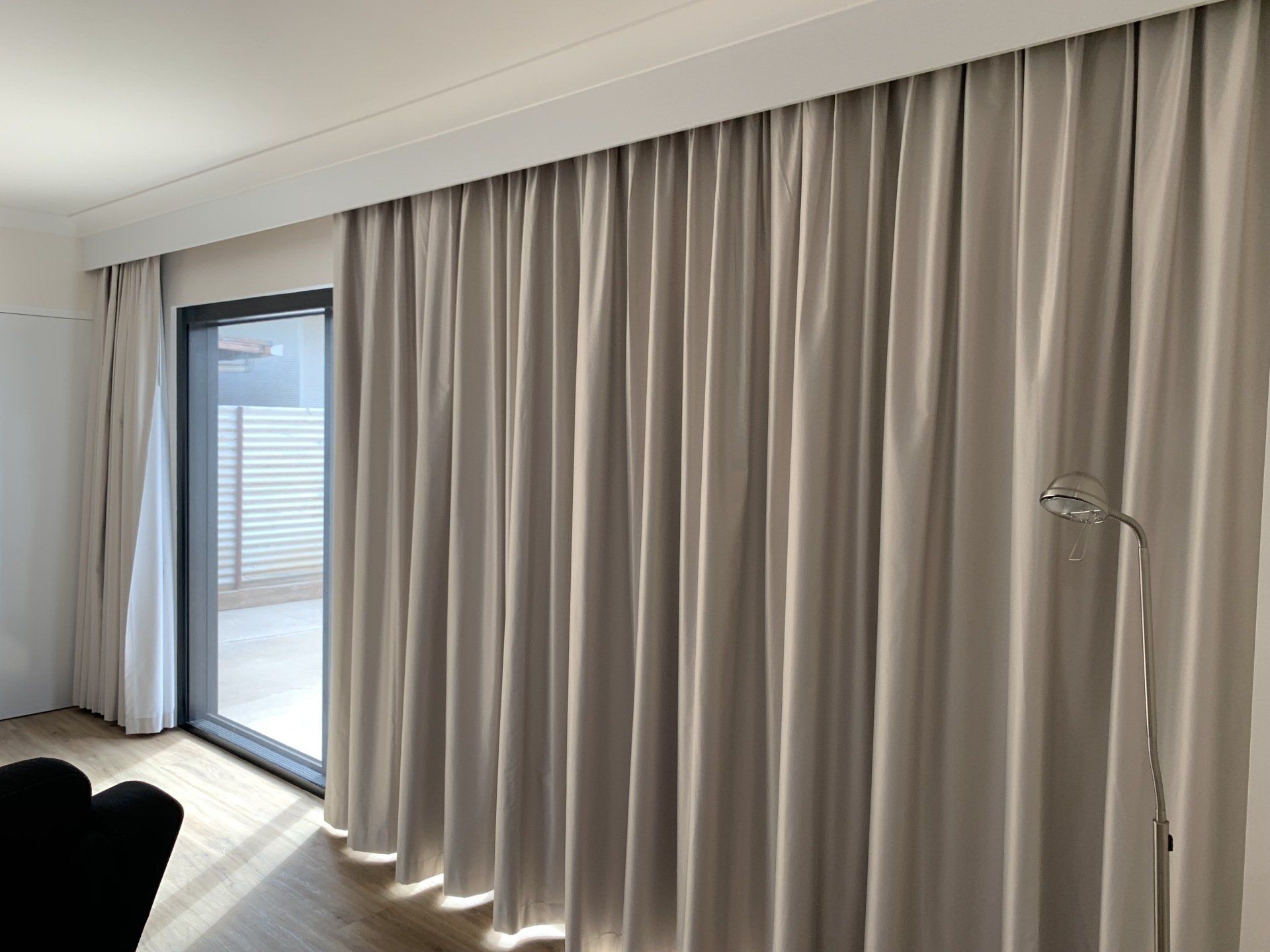 Long Line Of Wavy Curtains — Blinds, Curtains And Shutters In Alice Springs, NT