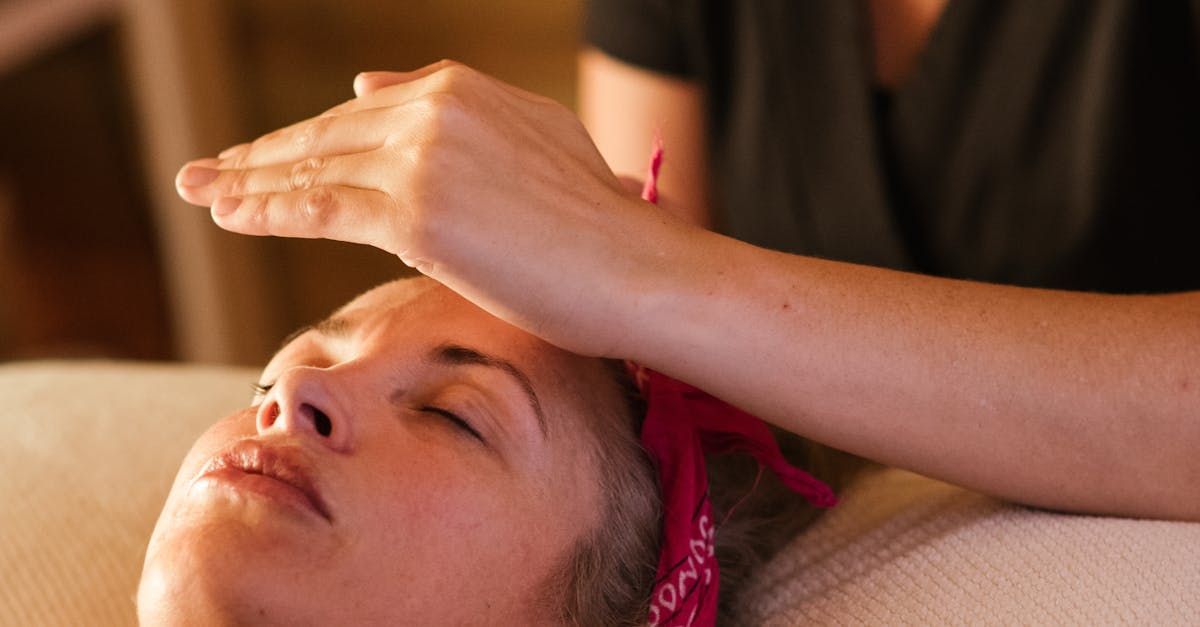 Online Yoga Australia personalised one on one yoga teaching and practice