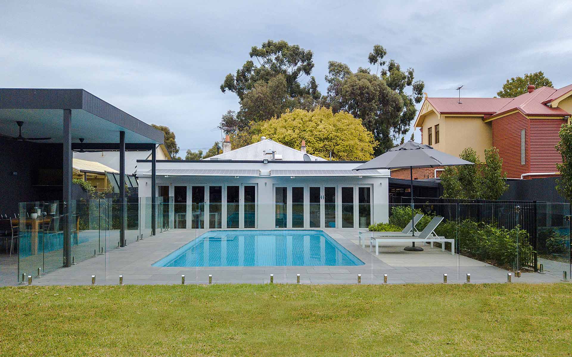 classic pool services