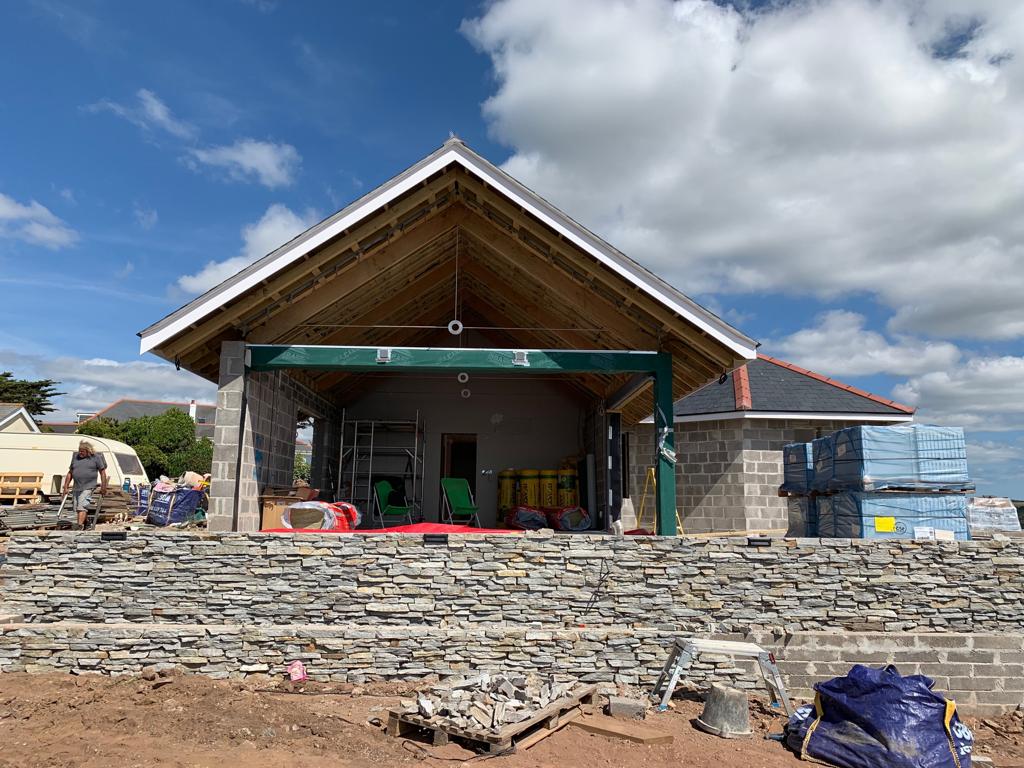 Silver coursed  stone quartzite UK