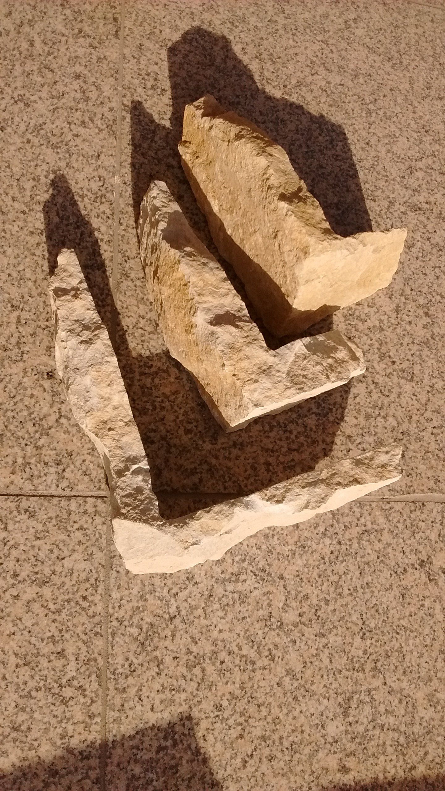 Random Coursed Limestone