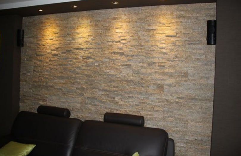 Gneiss Ivory wall