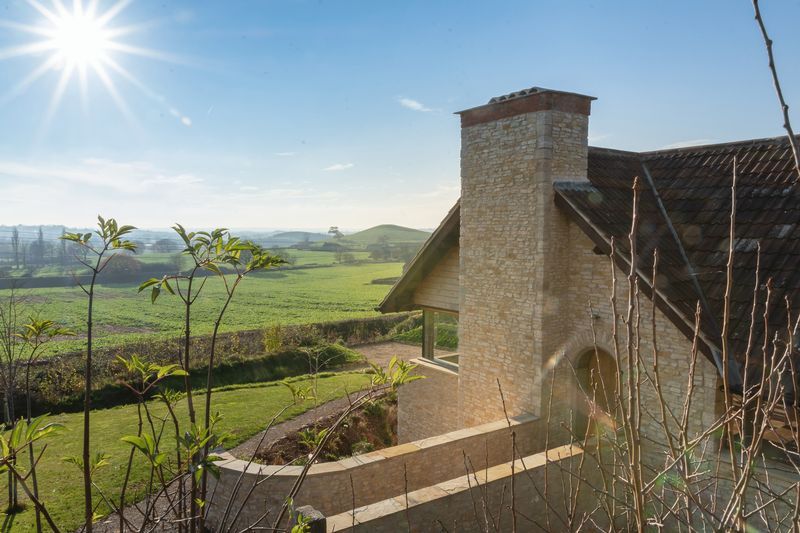 Random Coursed Limestone Cladding