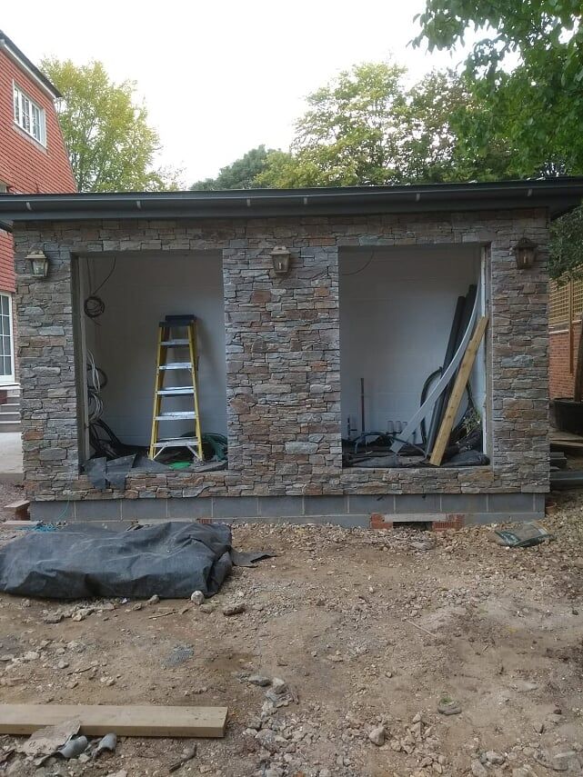 Rustic quartz stone cladding for walls