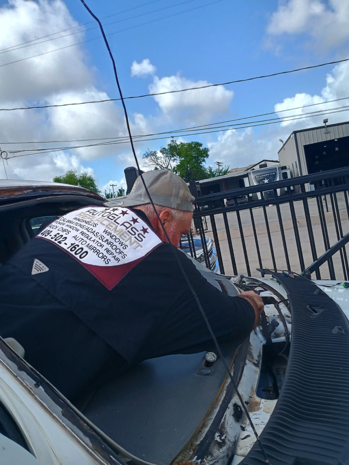 Cleaning the Rear Window Adhesive