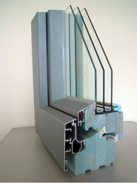 Particolare di un infisso in PVC