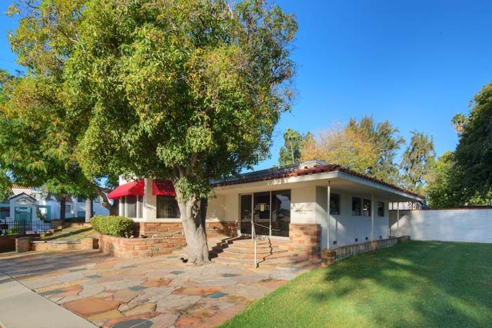 Photos of location, mausoleum and cemetery of
Abbot & Hast Mortuary, Inc. in Los Angeles, CA