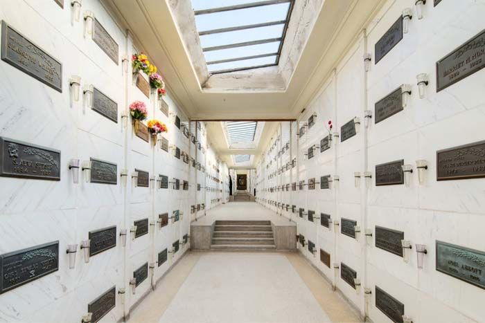 Photos of location, mausoleum and cemetery of
Abbot & Hast Mortuary, Inc. in Los Angeles, CA