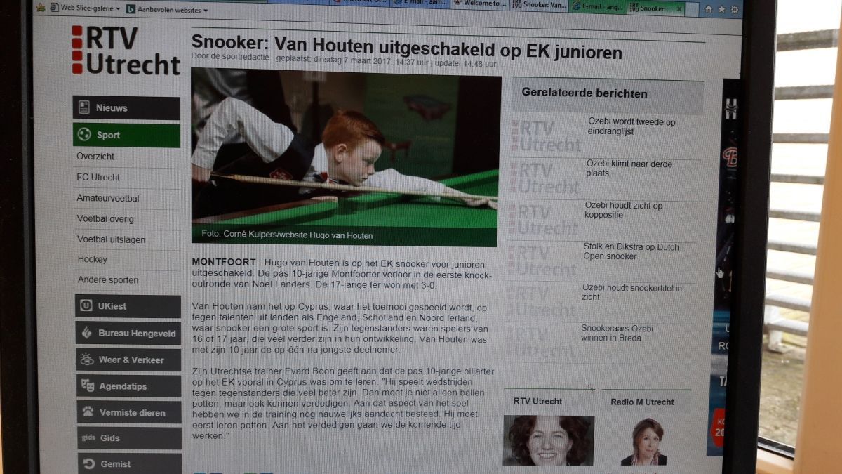 Een jongen speelt snooker op een website van RTV Utrecht.