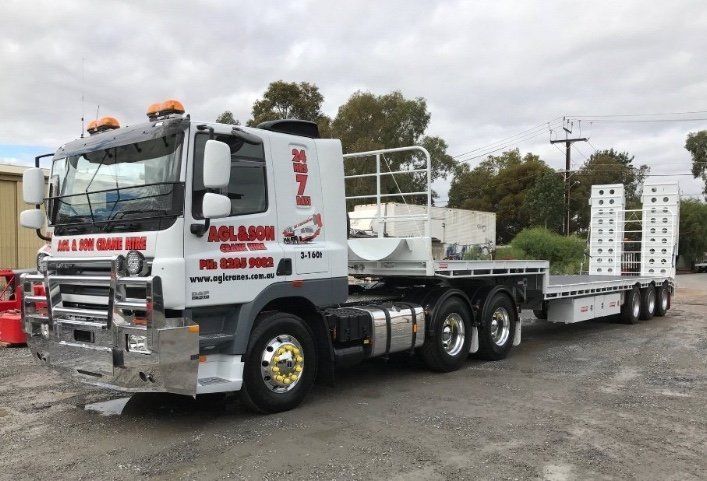 DAF Semi Trailer — Adelaide, SA — AGL & Son Crane Hire