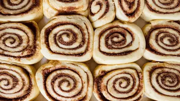 Cinnamon rolls