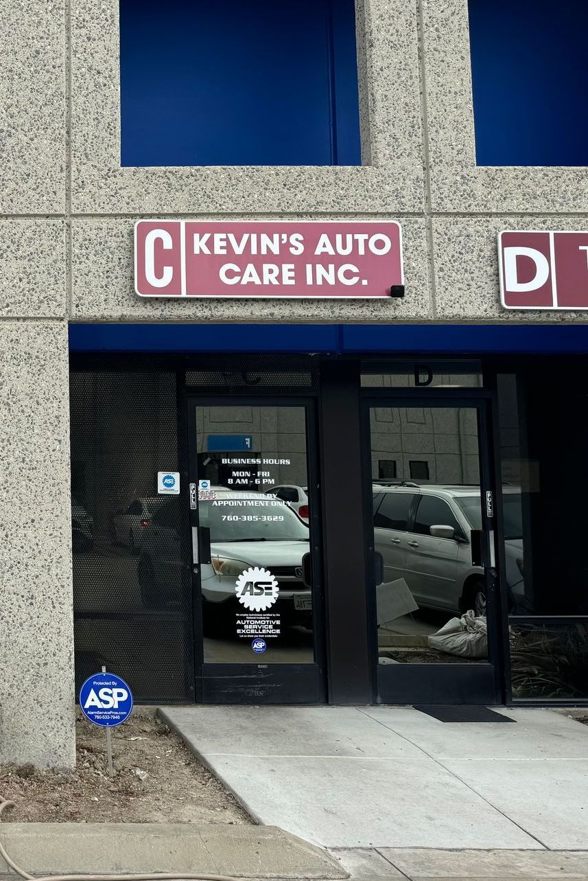 The front of kevin 's auto care inc.