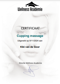 Een certificaat van de wellnessacademie toont het gezicht van een vrouw