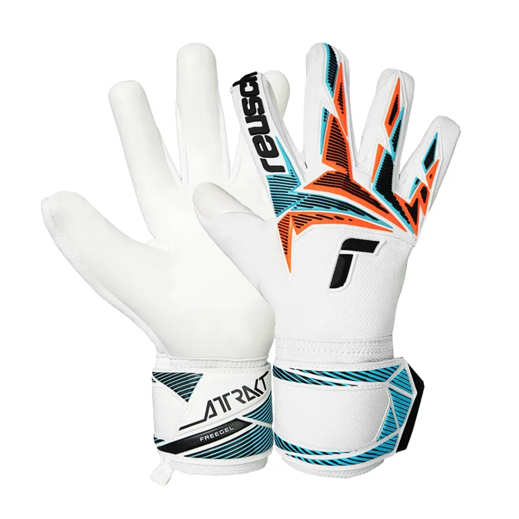 Pasión y técnica para equipar a full a arqueros de fútbol