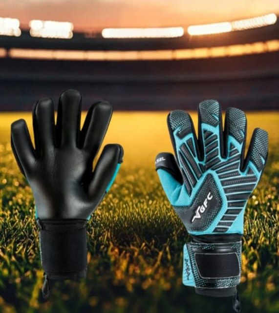 Guantes de portero: Varc Basel, de color negro y verde azulado, con características enumeradas sobre un fondo verde azulado.