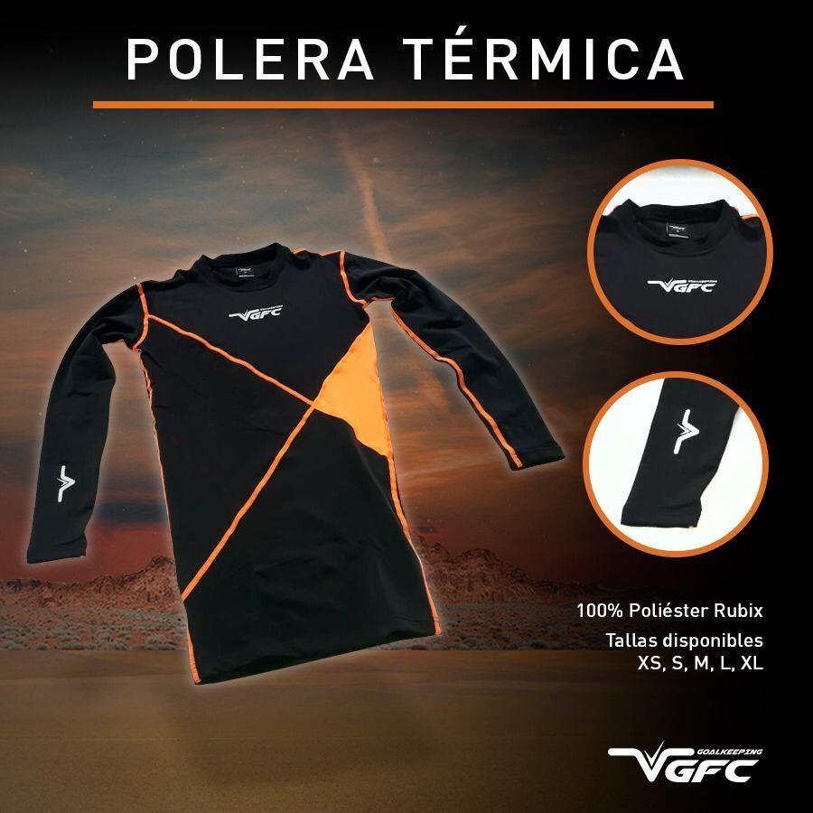 Camiseta térmica negra y naranja. Texto: 