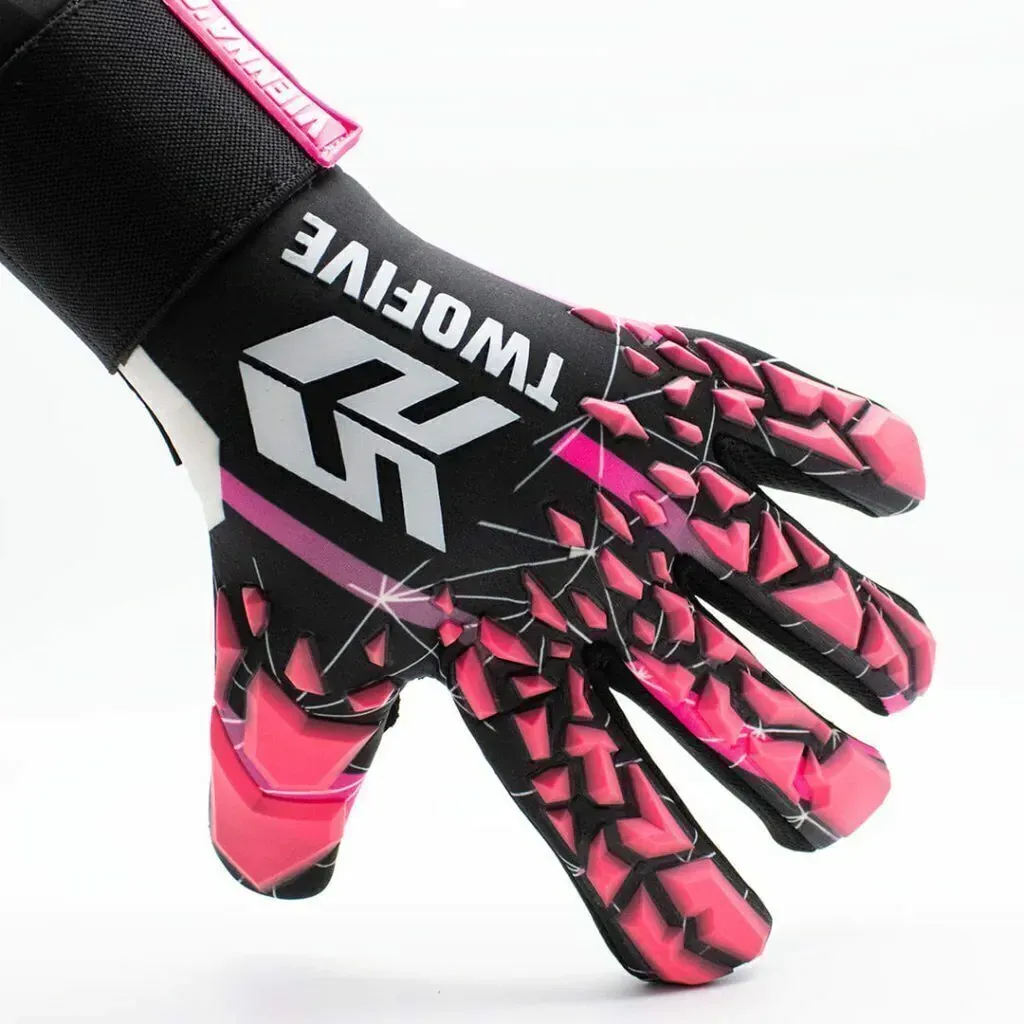 Twofive Vienna Black '08 Advance