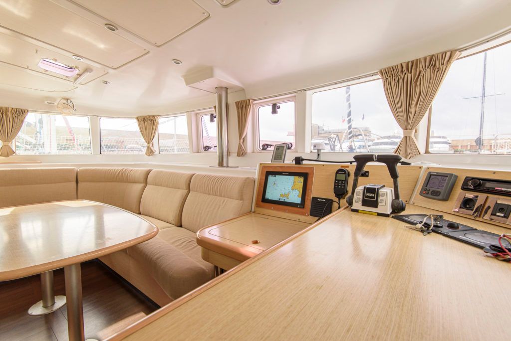 1.) Innenansicht der enjala, Lagoon 440