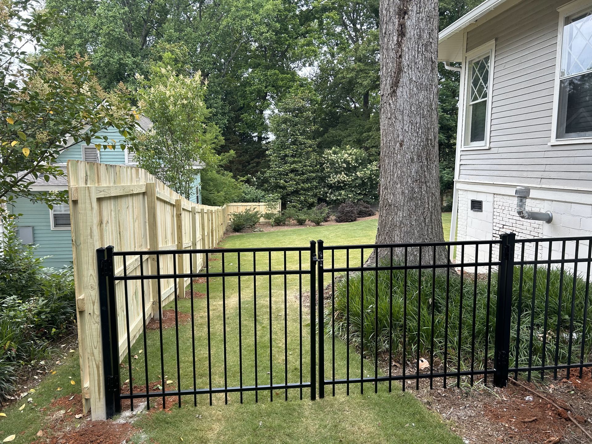 gate to backyard