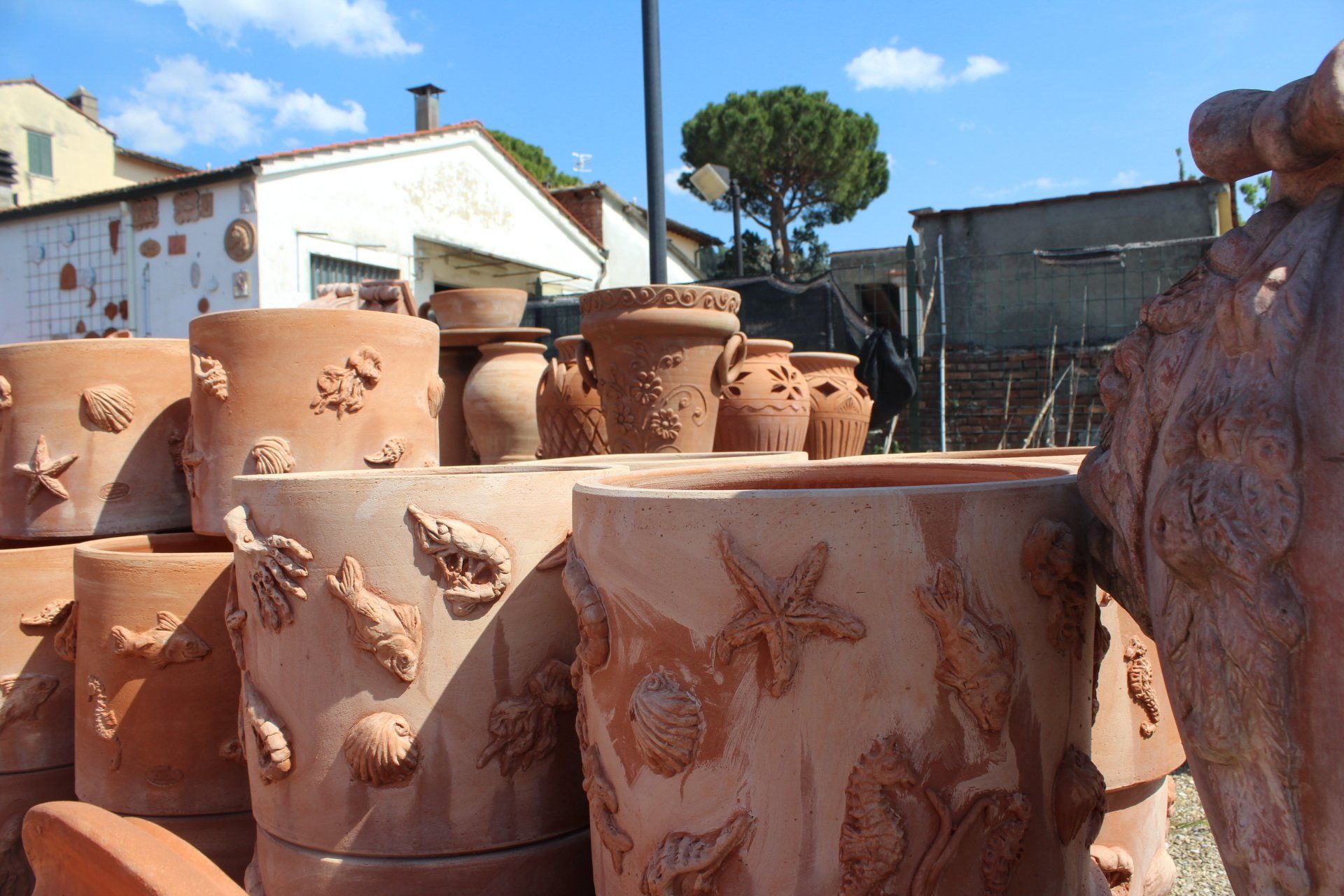 Assortimento di terrecotte