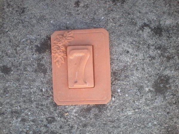 Numeri civici in terracotta 2