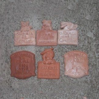 opere personalizzate, attenti al cane