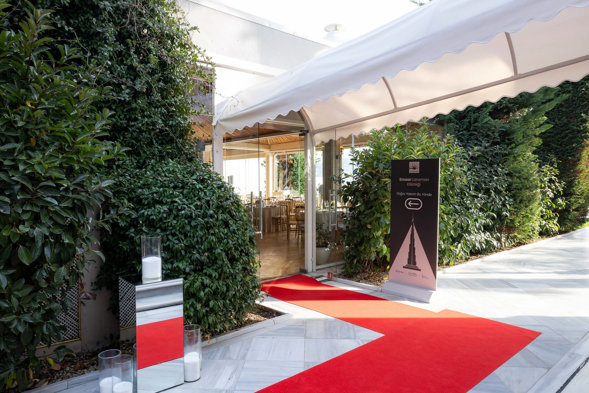 Hillary Event Istanbul