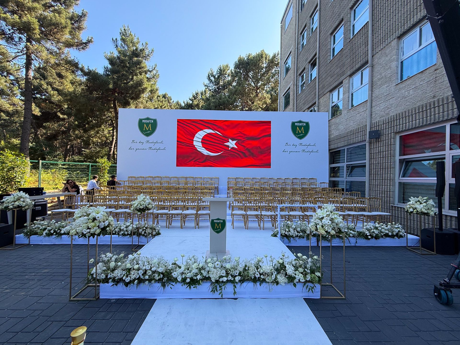 Hillary Event Istanbul