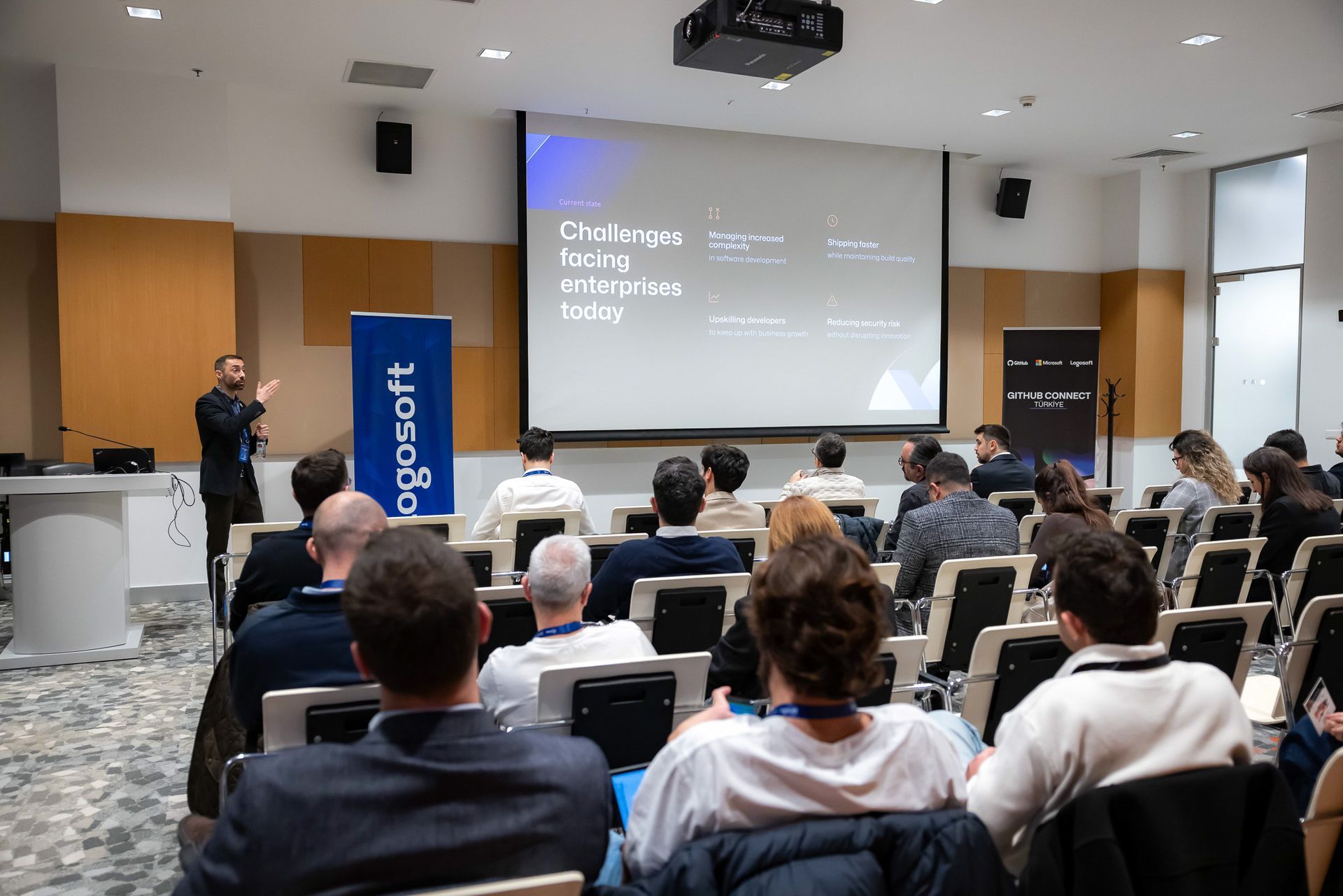 Hillary Event Istanbul