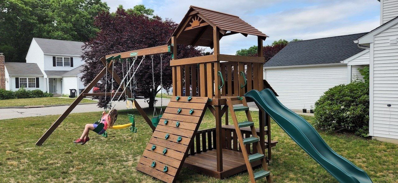 Oak Forest Village Yard