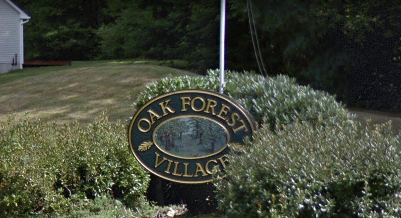 Oak Forest Village Sign