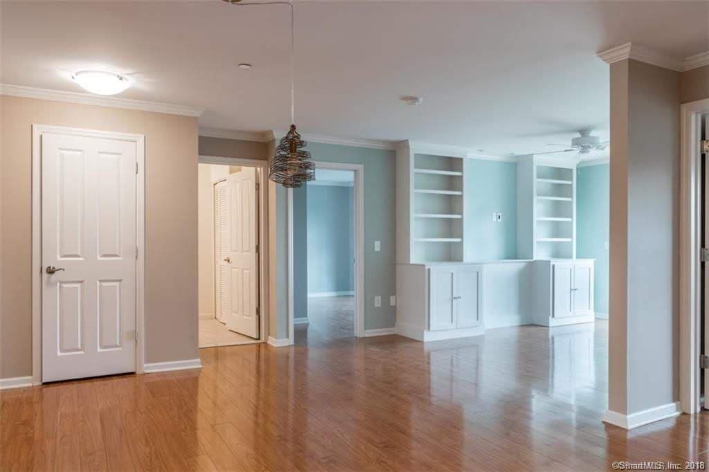 Quaker Green Interior