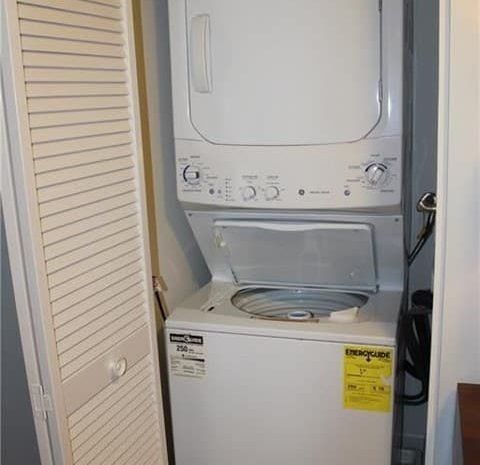 Quaker Green Interior